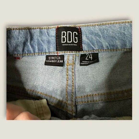 BDG Stretch Cowboy Jeans Size 24 - Picture 4 of 4